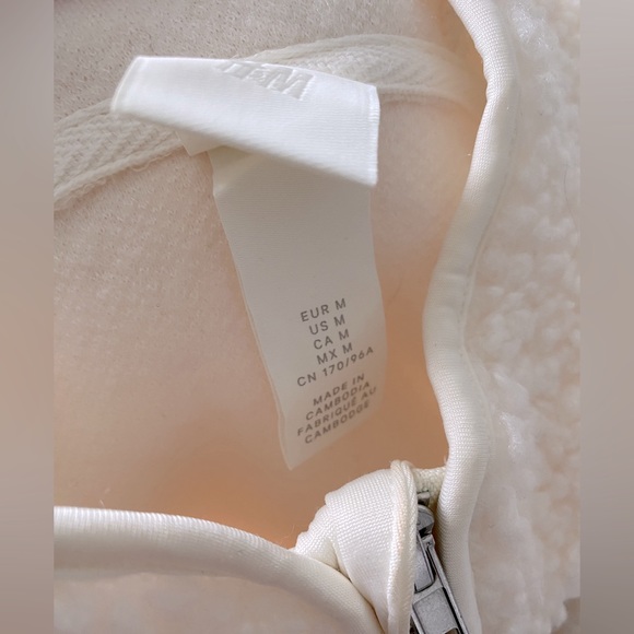 Oversized faux shearling hoodie - Picture 2 of 3